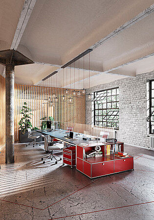 Modernes Büro mit großen Fenstern, weißen Backsteinwänden und roten Designermöbeln
