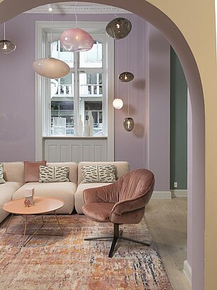 Freifrau Sessel und Sofas