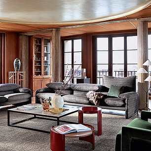 Cassina Maralunga Couch und Sofa